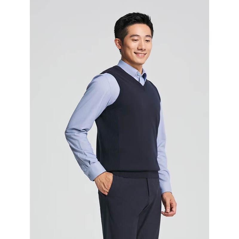 YOUNGOR Hemp Blend V-Neck Vest