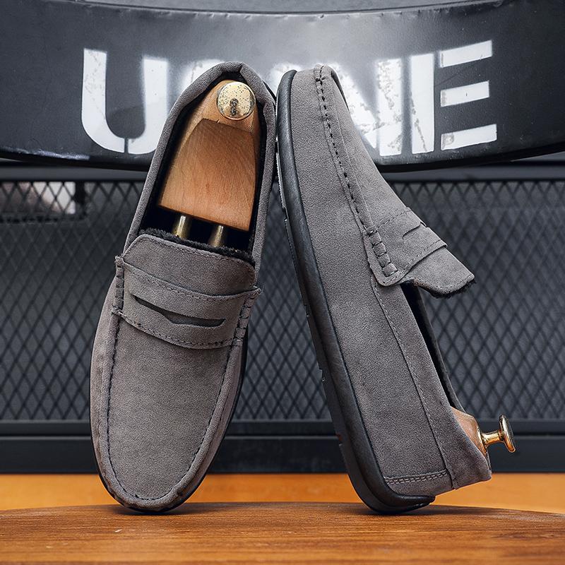 Suede Men Casual Shoes Winter Plush Warm Slip-on Mens Driving Shoes Luxury Comfort Men Loafers Mens Lazy Shoes Moccasins