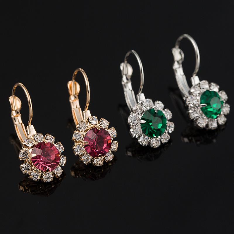 

Изысканные круглые серьги-подвески с инкрустацией бриллиантами – в японском и корейском стиле серебряный/зелёный