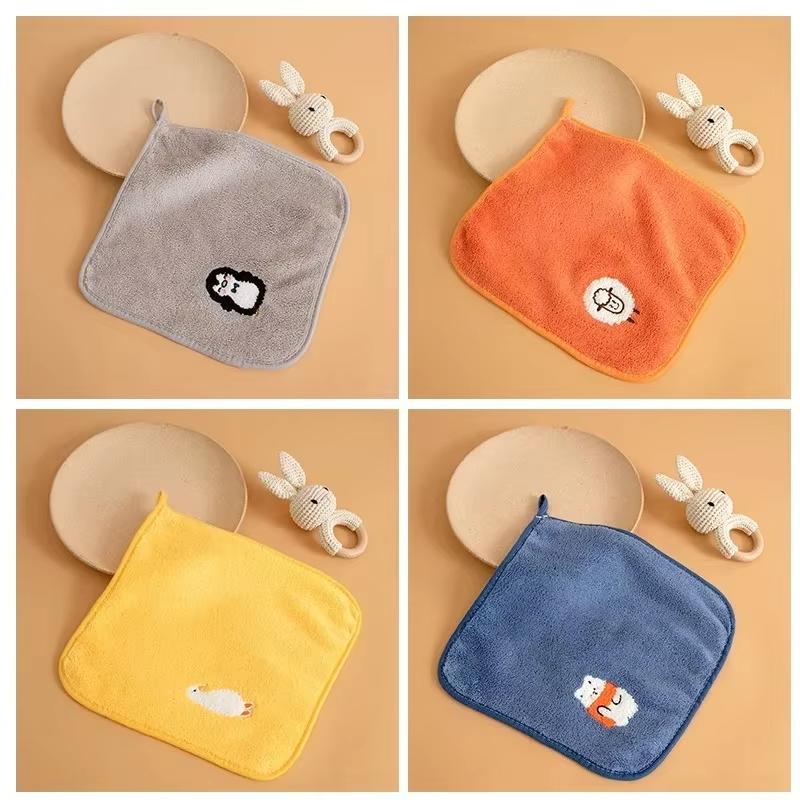 26x26cm Soft Baby Towels Cute Coral Velvet Absorbent Face Hand Towel Kids Shower Wipe Washcloth Children Handkerchief Bath Towel