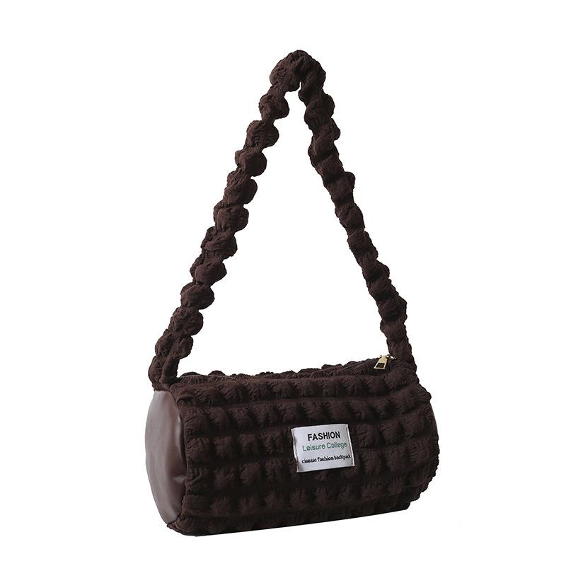 

Сумка-тоут женская на плечо из ткани с пузырьками кофейный