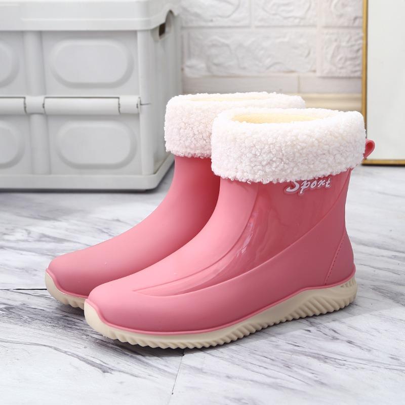 Short rain shoes women wear non-slip waterproof shoes women's fashion trend rain boots fleece warm work shoes glue shoes women