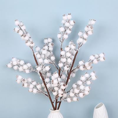 Decoração de casa – Flores e coroas artificiais
