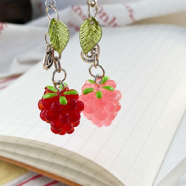Playful Beaded Keychain Charm with Fruit Theme, Metal Link Chain and Clasped Attachment for Bags, Keys and Daily Use