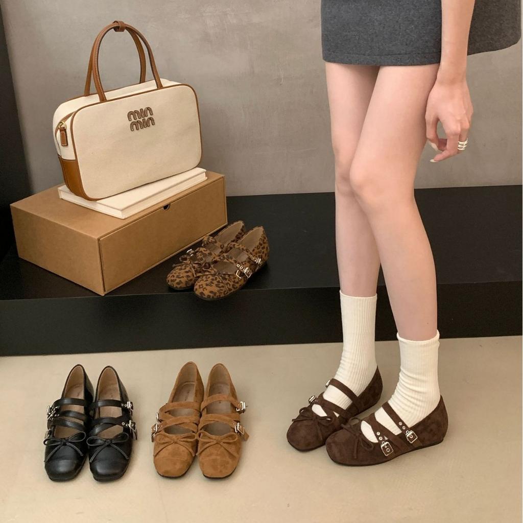 2025 new round head flat bottom Doudou word with soft bottom inner slope heel commuter work versatile women's shoes