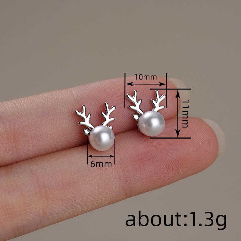 Minialist Imitation Pearl Stud Earrings for Women Antler Shaped Cute Jewelry for Christmas Trendy Festival Accessories