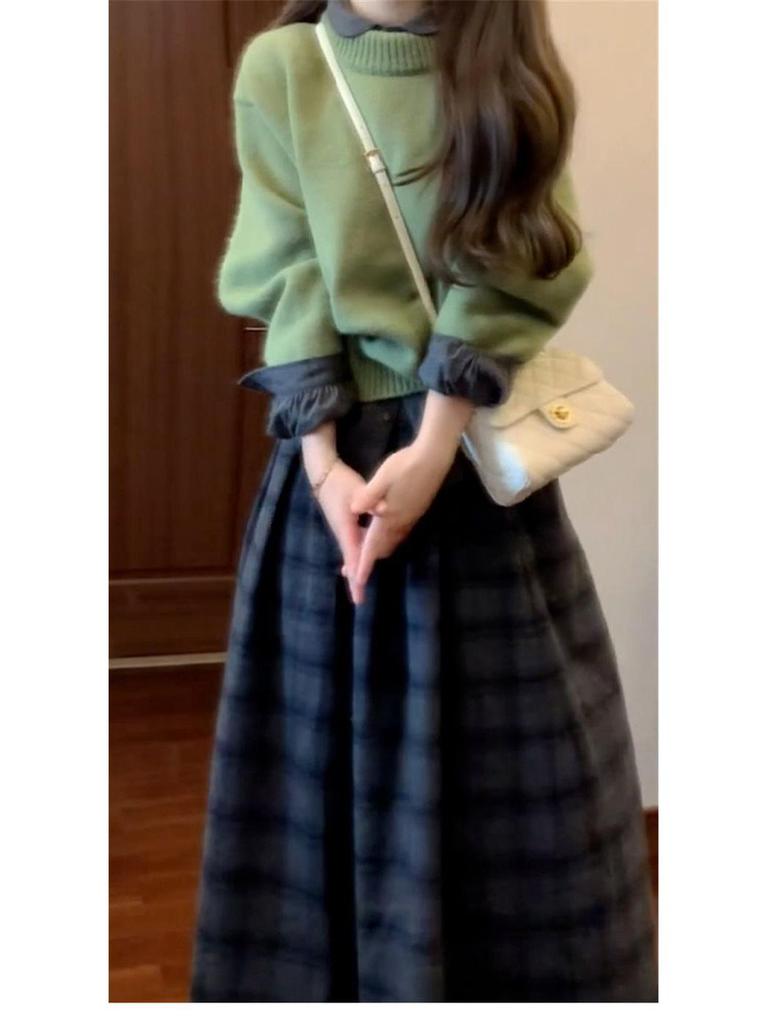 Luxury Petite French Knitted Green Sweater Dress for Women - Autumn/Winter 2024