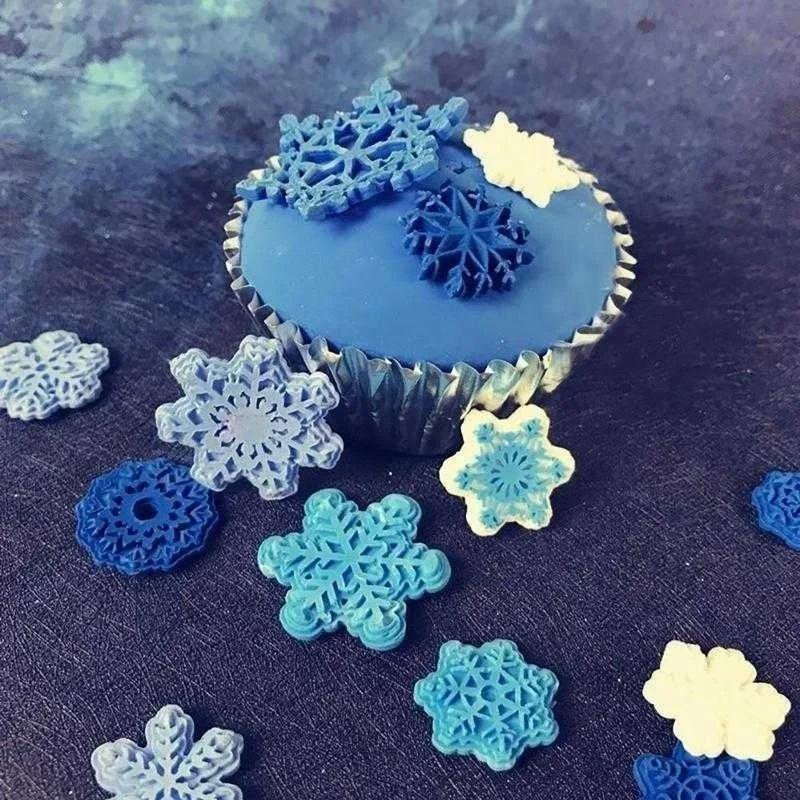 Creative Handmade Molds Christmas DIY Bake Snowflake Mold Cookie Cake Silicone Bakeware Tools Cake Decoration Accessories