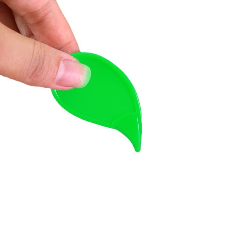 2Pcs/lot Portable Plastic Letter Opener Cutting Supplies Letter Opener Portable Carry-on Case Keychain Slicer Plastic Unpacking Knife