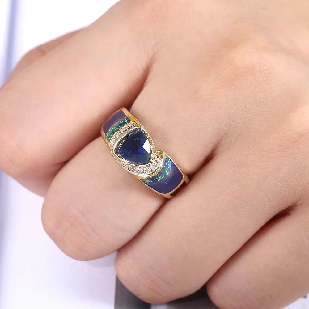 Women'S Blue Cubic Zirconia Vintage Ring European American Style Fashion Accessory For Anniversary Cocktail Party