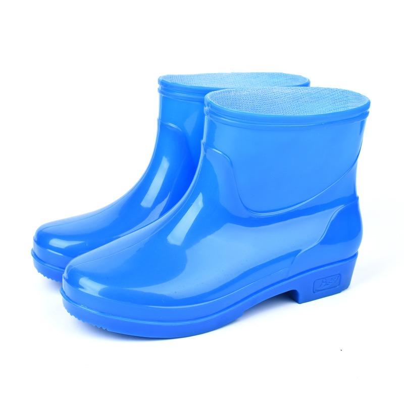 Short rain shoes women's solid color fashion velvet short water shoes rain boots sole tube work rubber shoes four seasons labor insurance