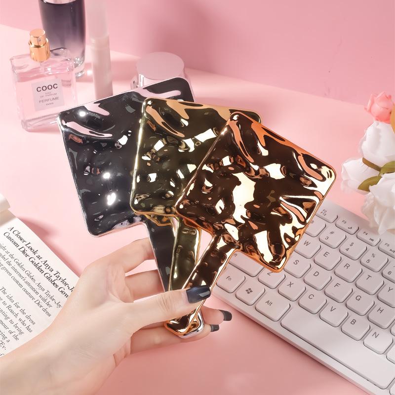 

Гальванізоване Квадратне Дзеркало для Макіяжу з Ефектом Водної Рябі, Портативне Ручне, з Можливістю Нанесення Логотипу на Замовлення 9x16cm