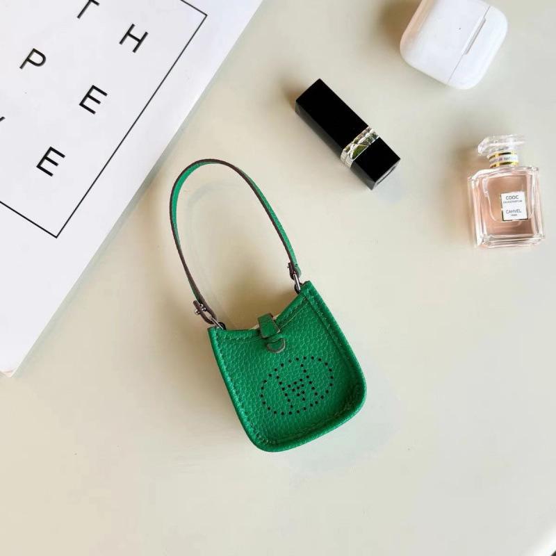 Women's Mini Crossbody Phone Bag - 2023 Lightweight Summer Design for Walks with Kids, Features Small Bag and Phone Pocket