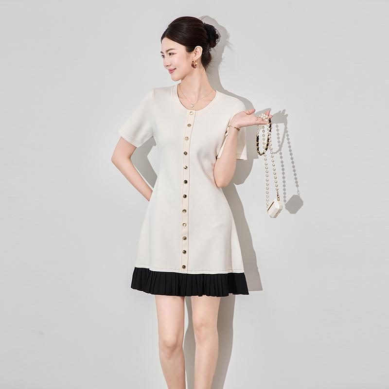 

Exquisite French Style Pleated Short Sleeve Knitted Dress Large
