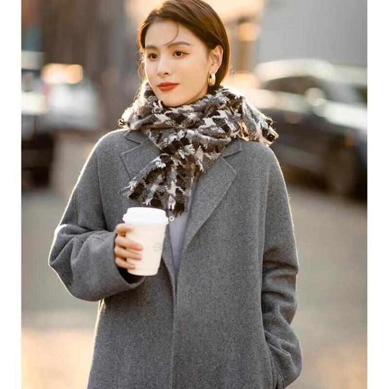 NINA SOLOR Versatile 100% Cashmere Plaid Scarf