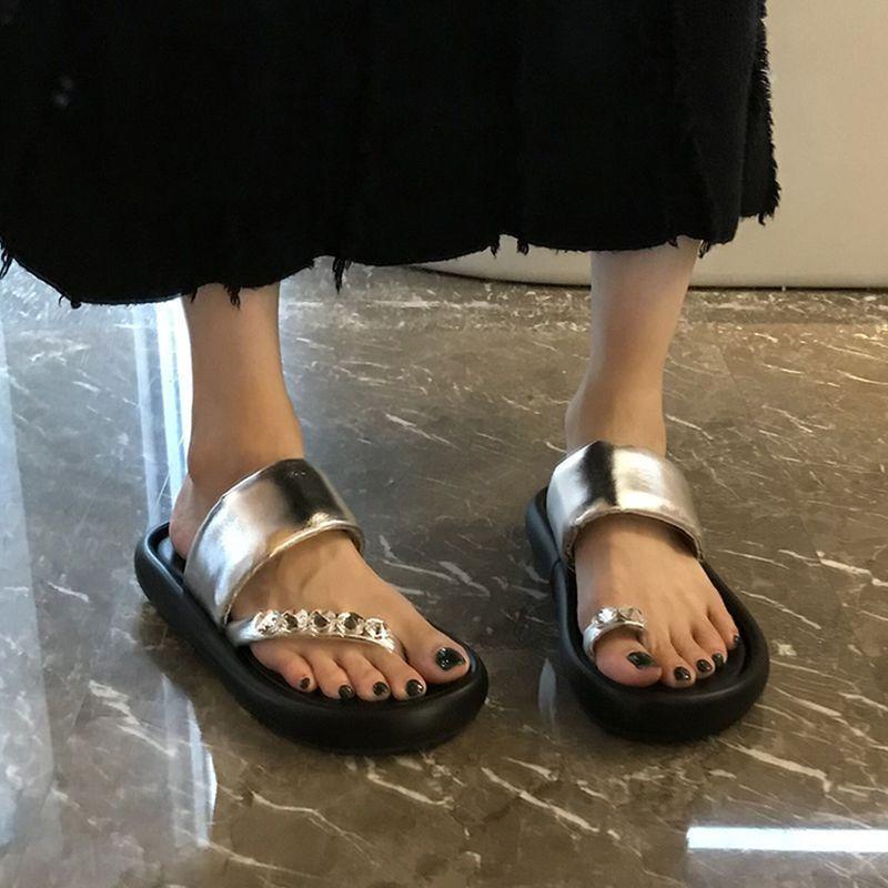 Internet Celebrity Cool Slippers Fairy Summer Wear Ins Tide 2025 New Fashion Out Explosion Platform Beach Shoes