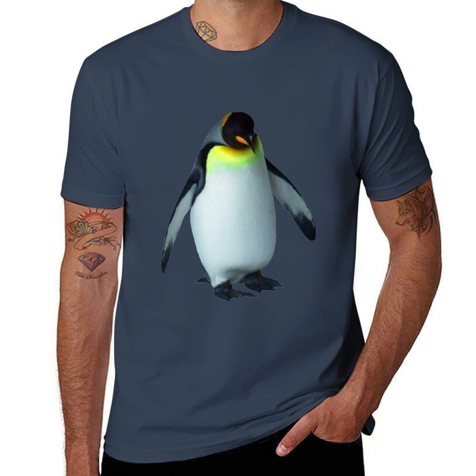 Penguin TShirt Holiday Simple Tee Shirt S