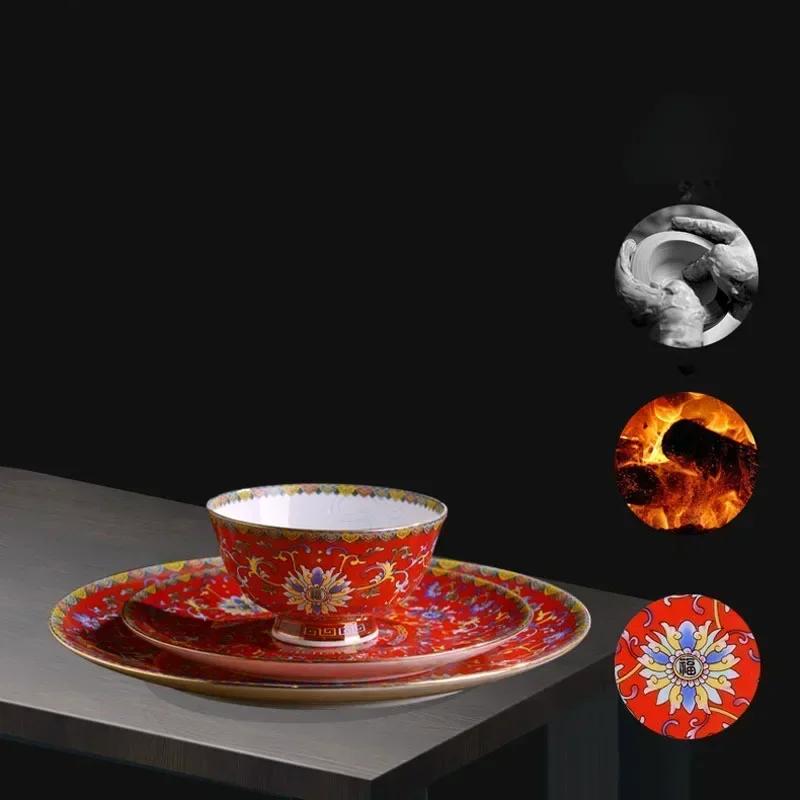 Emaljröd Keramisk Middagsservis Tallrikar och Fat Kinesiska Vintage Tallrikar och Skålar Hushålls Porslin Matsal Serveringsbricka