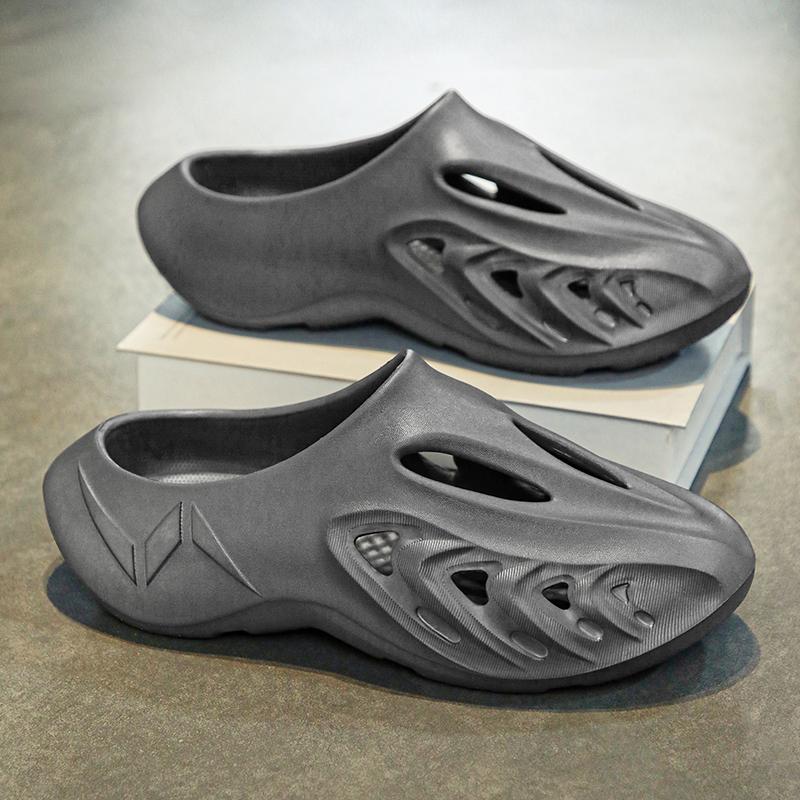 Fashion Hot Style Men's Slippers Trendy Personality Indoor Outdoor Men Slipper Soft Comfort Light Men Sandal Slipper Beach Shoe for Men
