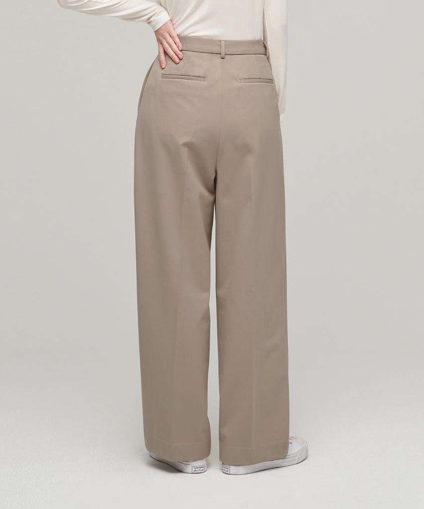 MUSINSA STANDARD WOMAN Women'S Heavyweight Fleece-Lined High-Waisted Wide Hidden Elastic Waist Slacks [Beige]