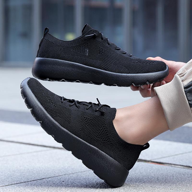 Men’s Knit Textiles Sports Shoes Women Street Style Unisex Running Sneakers Shoes Students Plus Size Couple Jogging Shoes