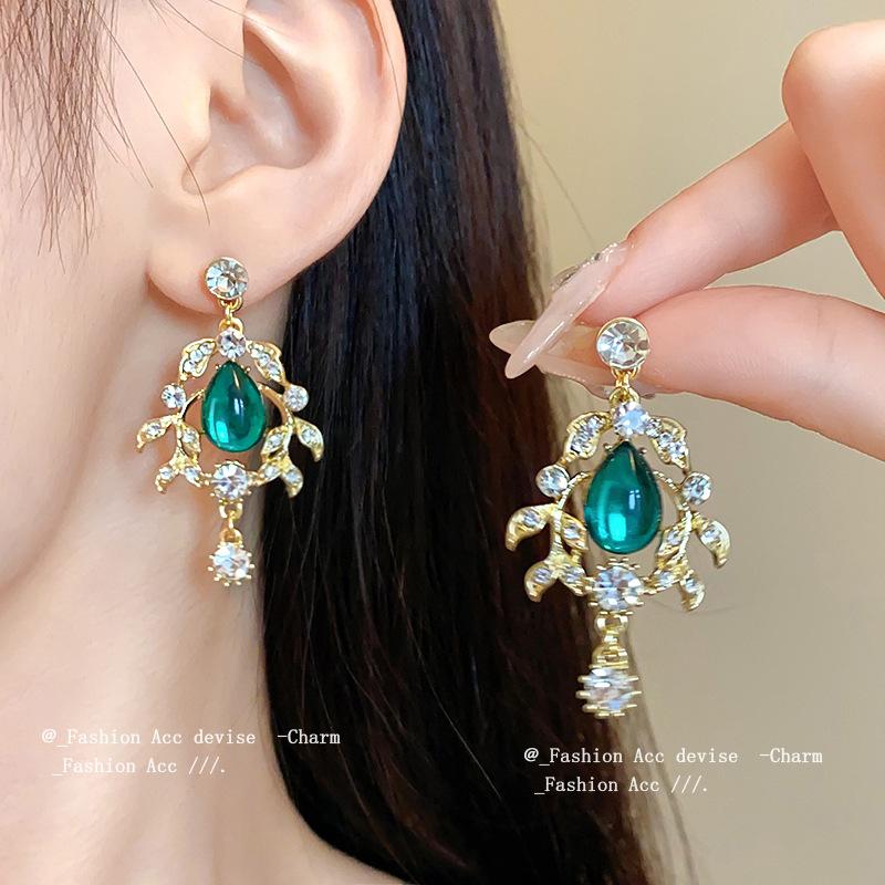 Diamant Blatt Wassertropfen Anhänger Halskette Mode Hof Temperament Schlüsselbein Kette Leichter Luxus Vintage Mittelalter Artikel Dekoration