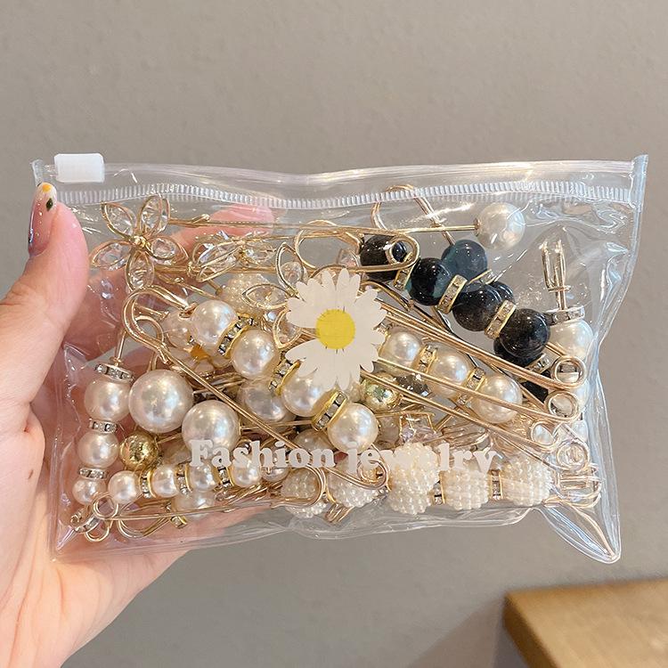 Pants Waist Tightening Pin: High-End Adjustable Anti-Exposure Buckle