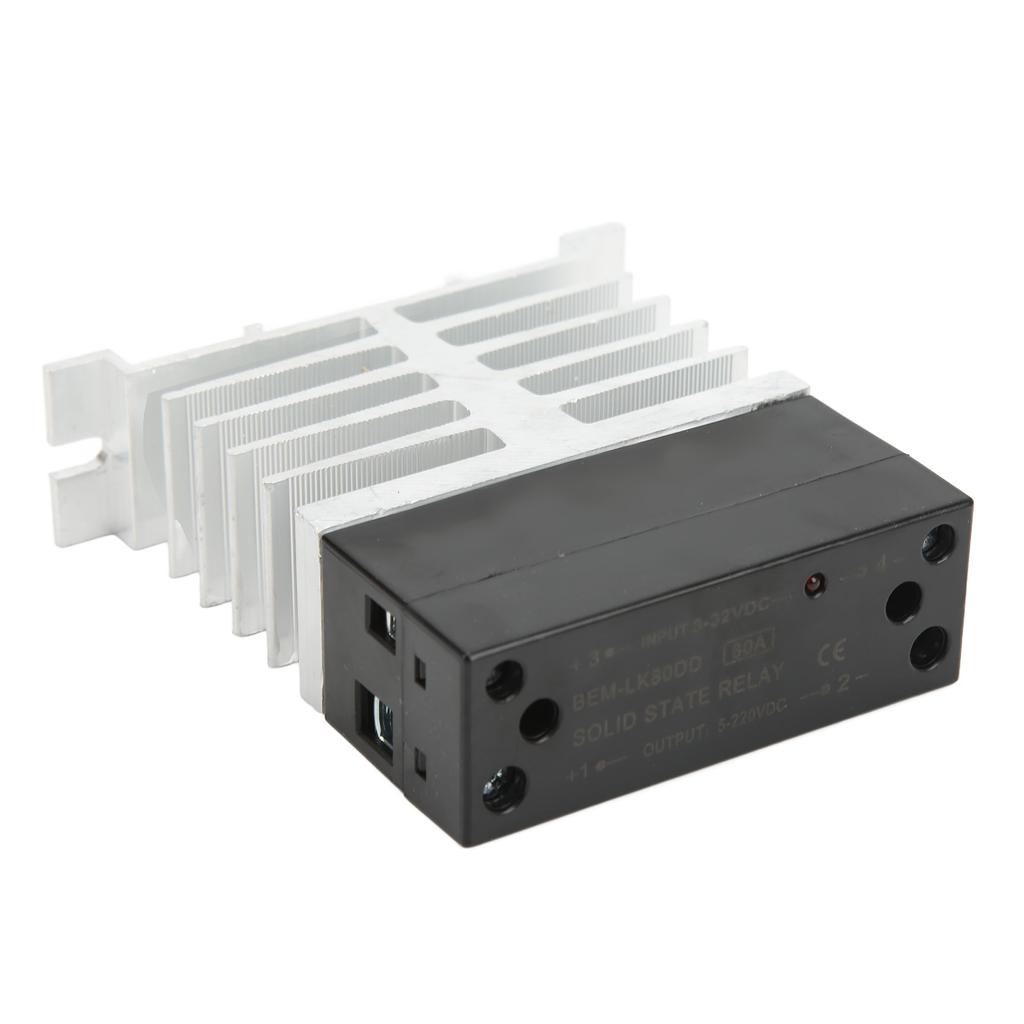 DC-Steuerung DC-Relais mit Kühlkörper Solid-State-Leistungsrelaismodul 3–32V Eingang 5–220V Ausgang