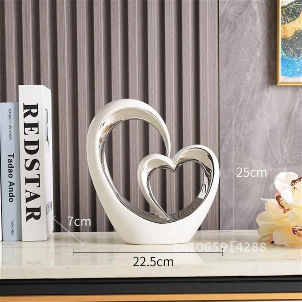 Modern Art Heart Shaped Minimalist Nordic Statue Living Love Electroplated DIY Room Ornament Sculpture Decoration Ceramic Table