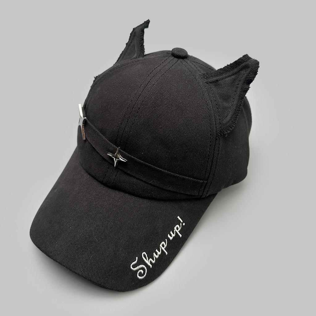 Spring And Summer Design Fox Ears Cross Rivets Alphabet Baseball Cap Men'S And Women'S Sunshade Personalized Cap
