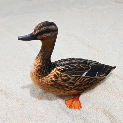 Stuffed Animal Simulation Plush Duck Vivid Lifelike Duck Plush Pillow Stuffed Duck Sofa Decorative