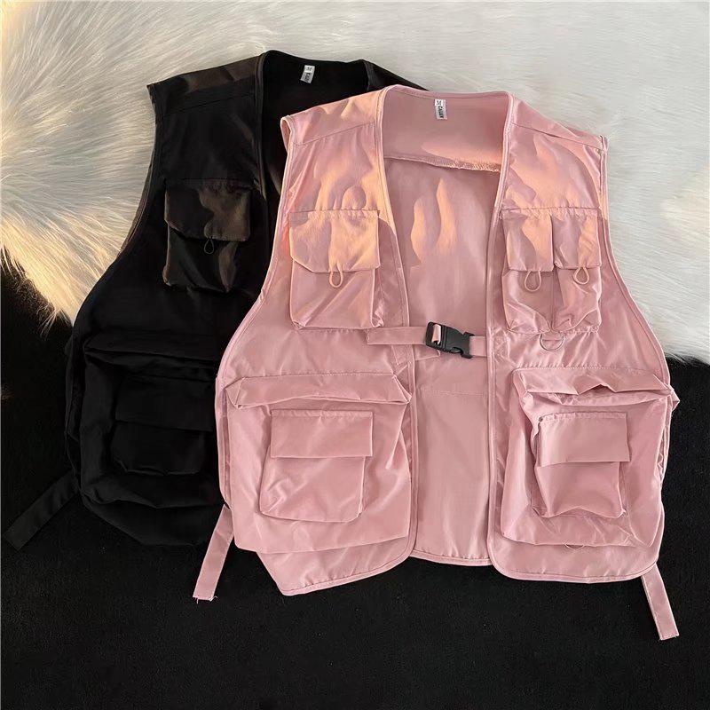 Japanese Trend Functional Tactical Multi-Pocket Vest with DIY Logo Sleeveless Design for Workwear in Spring/Autumn
