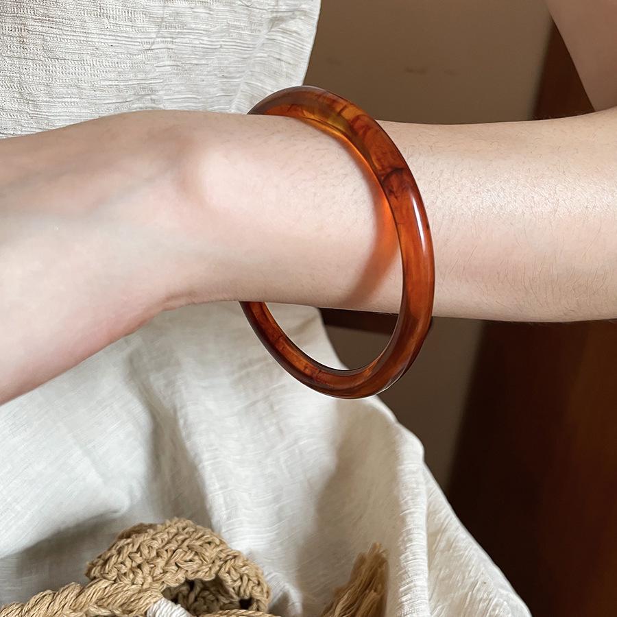 Gold-Plated Geometric Open Bangle – Korean-Style, Luxury Retro Bracelet with Unique Design for Women