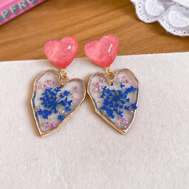 Silver Needle Resin Love Pendant Earrings Fashion Sweet Cool Temperament Earrings Sweet Face Small Giant Good-looking Earrings Women