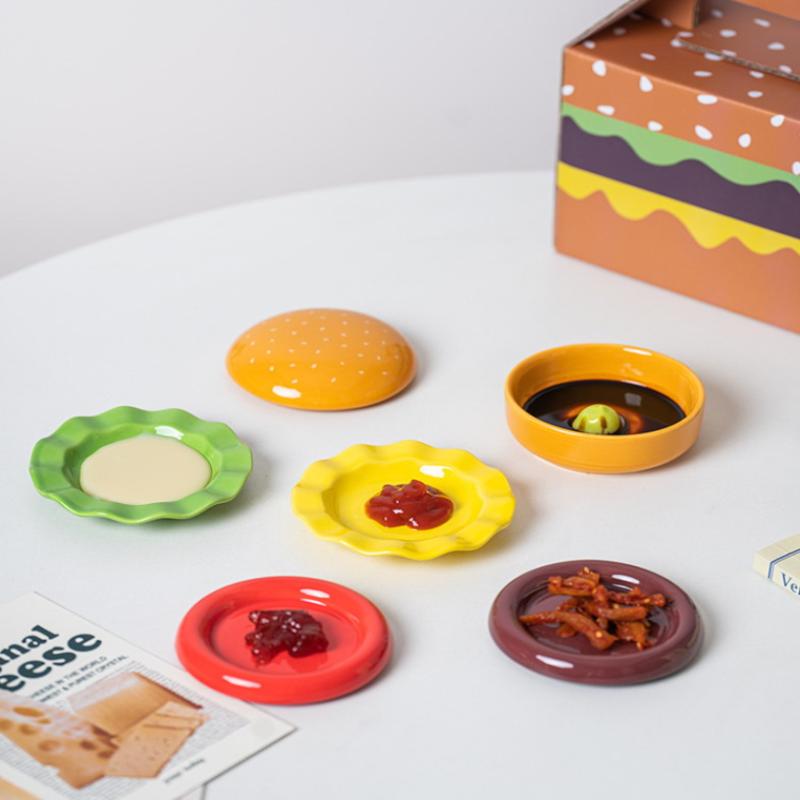

Hamburger Dish Seasoning Dish Six Piece Set Dipping Dish Cute Tableware Ceramic Underglaze Color Soy Sauce Dish Household Side 9.5*9.5cm