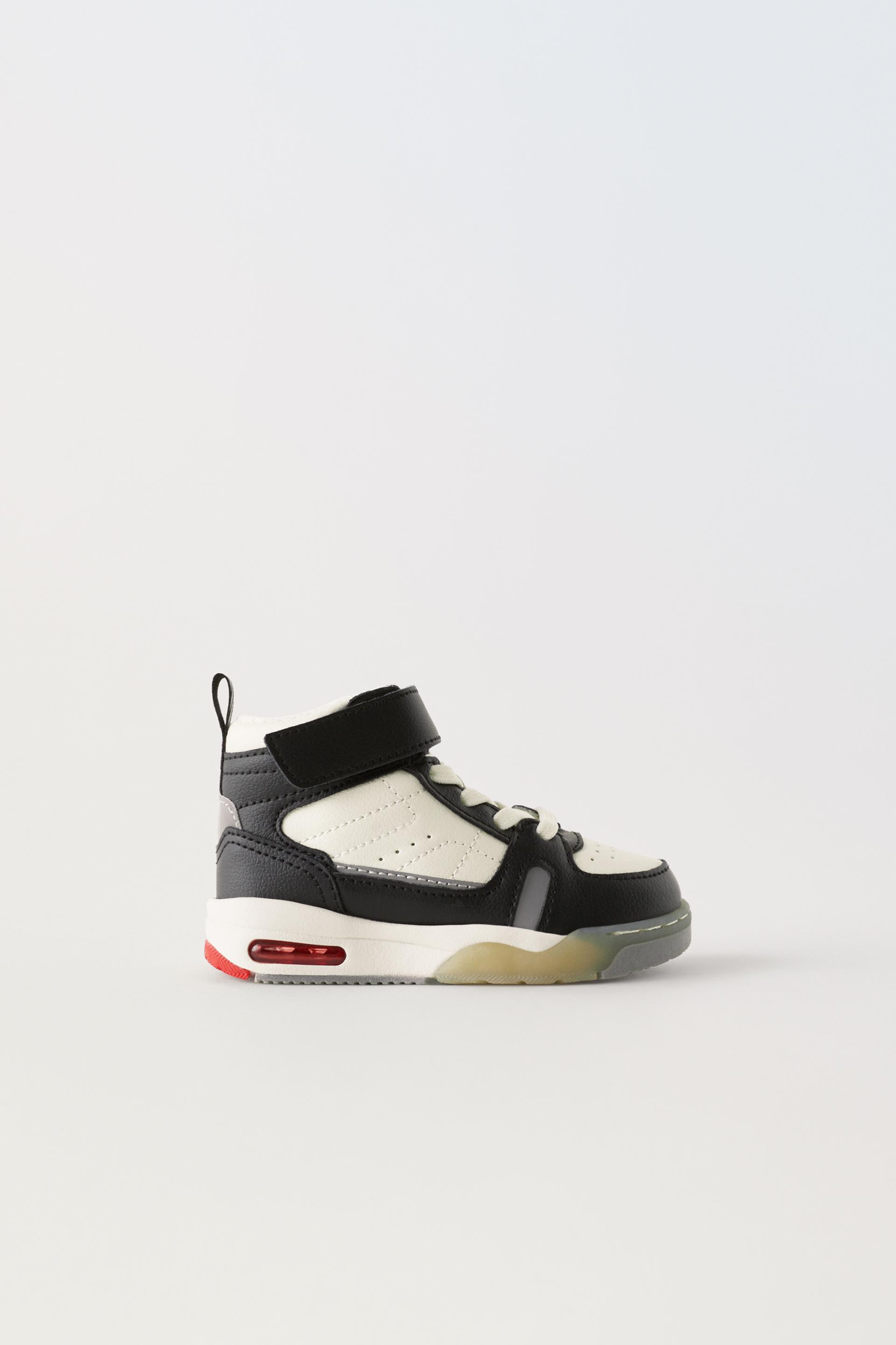 

МНОГОЧАСТНЫЕ БАСКЕТБОЛЬНЫЕ КРОССОВКИ