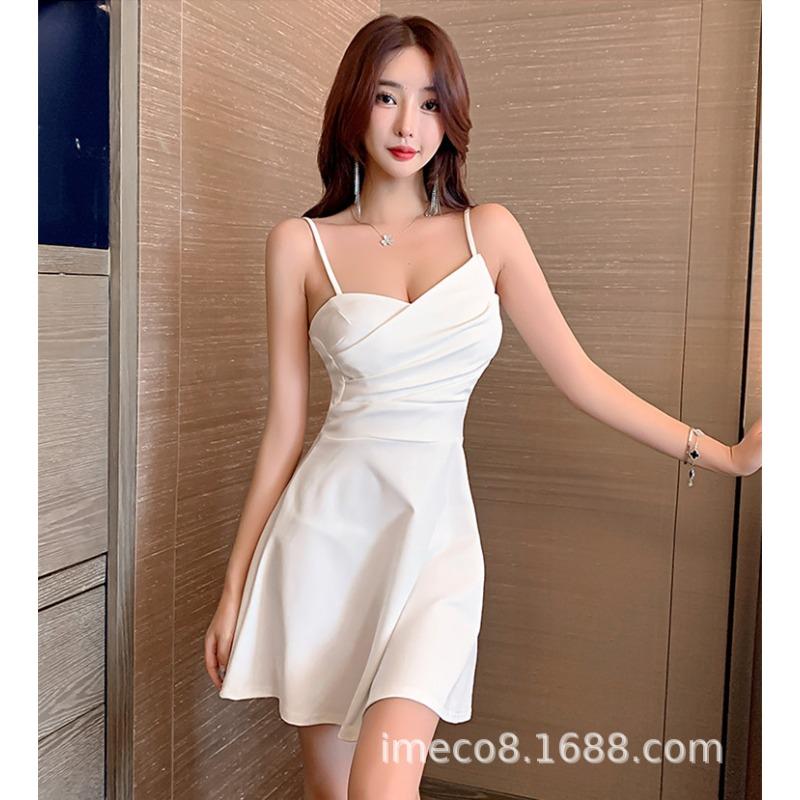 Autumn women's clothing temperament covers the stomach and closes the waist Princess nightclub light luxury sexy dress design sense niche