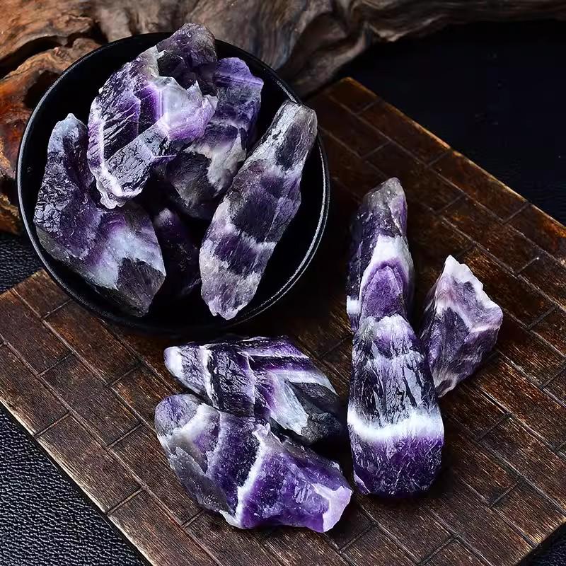 Natural Amethyst Raw Stone Ornament: Aromatherapy Diffuser, Fish Tank, Flower Pot & Landscaping Mineral Specimen