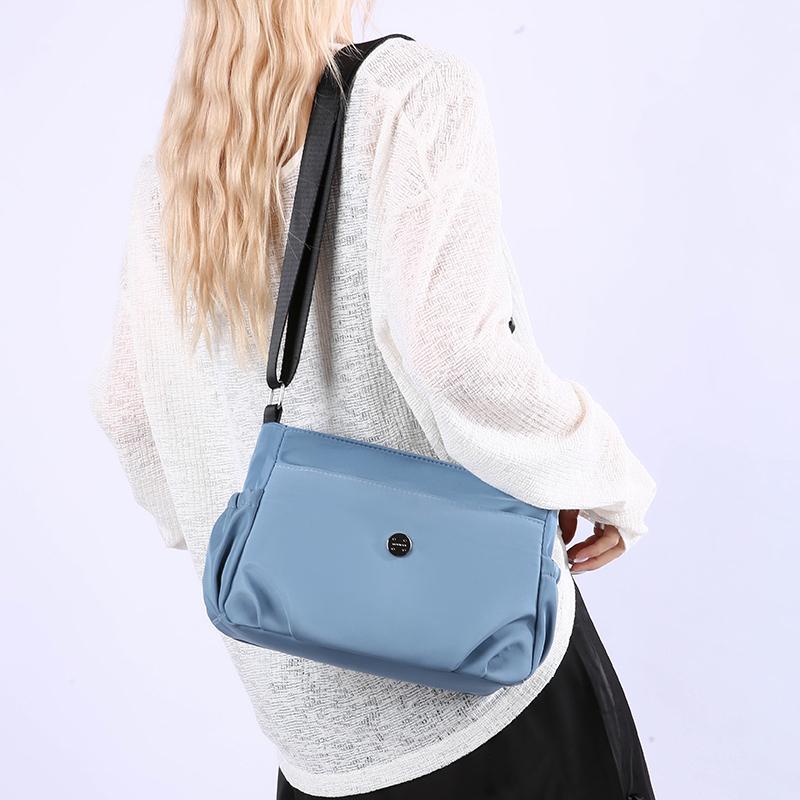 Einfarbige Damen Umhängetasche mit großem Fassungsvermögen und mehreren Fächern, leichte Pendler-Schultertasche, Mamatasche