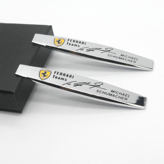 Nowe 1/2 szt. Metalowe 3D dla Zespołów Ferrari SJ F1 Awangardowy Emblemat Samochodowy Emblemat Boczny Błotnika Naklejka z Odznaką Naklejka na Tylną Klapę Bagażnika Stylizacja