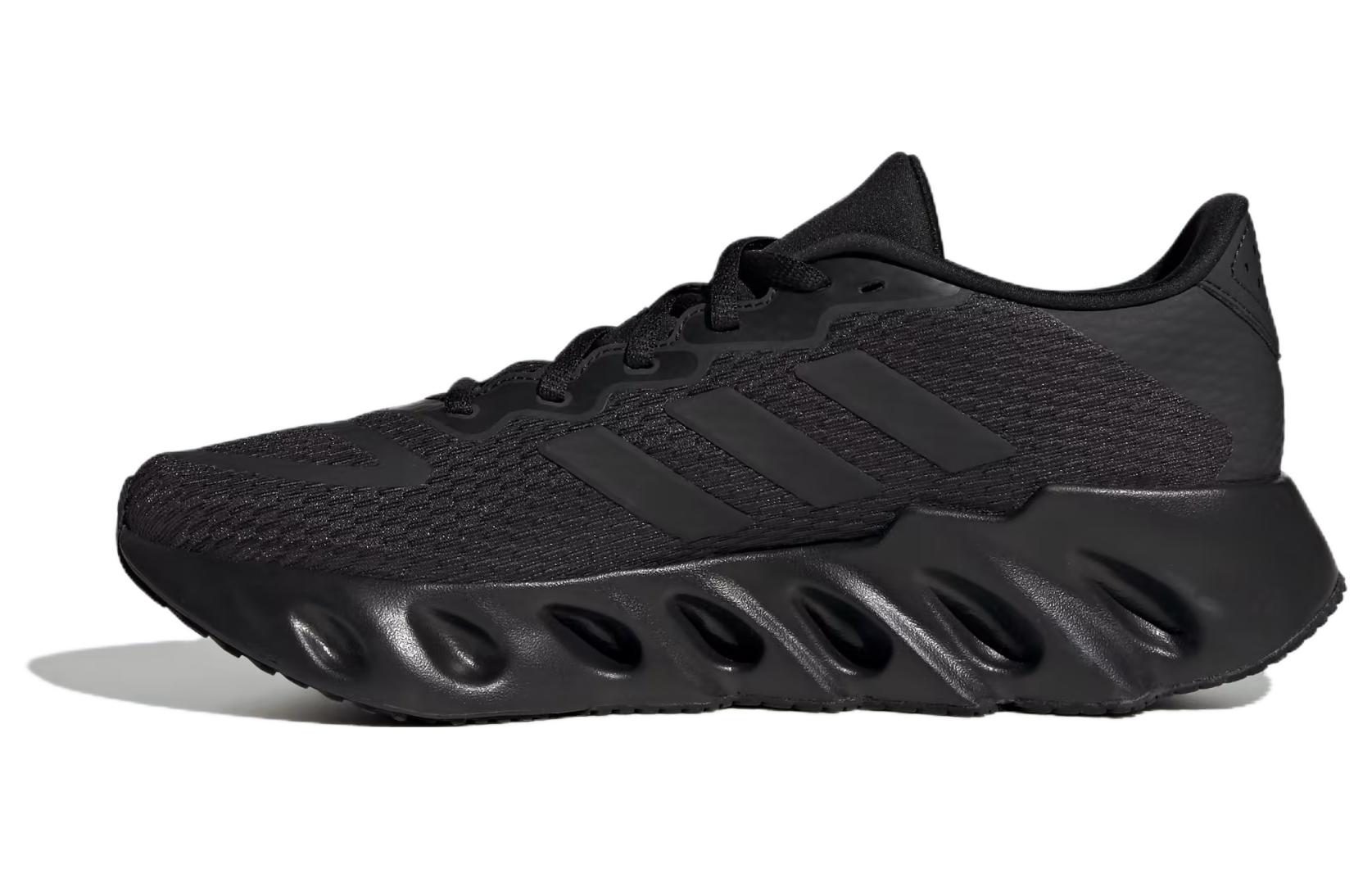 adidas Switch Run Core Black Carbon IF5718 40