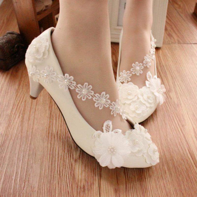 Star Cat Plus Size Low Heel Lace Wedding Shoes with 3D Floral Design
