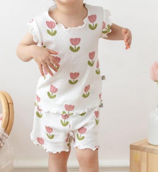 

Girls Summer Pajamas, Lightweight Floral Print, Children s Short-Sleeved Shorts, Home Wear, Thin And Breathable -Conditioned Clothing For Baby Girls One Size