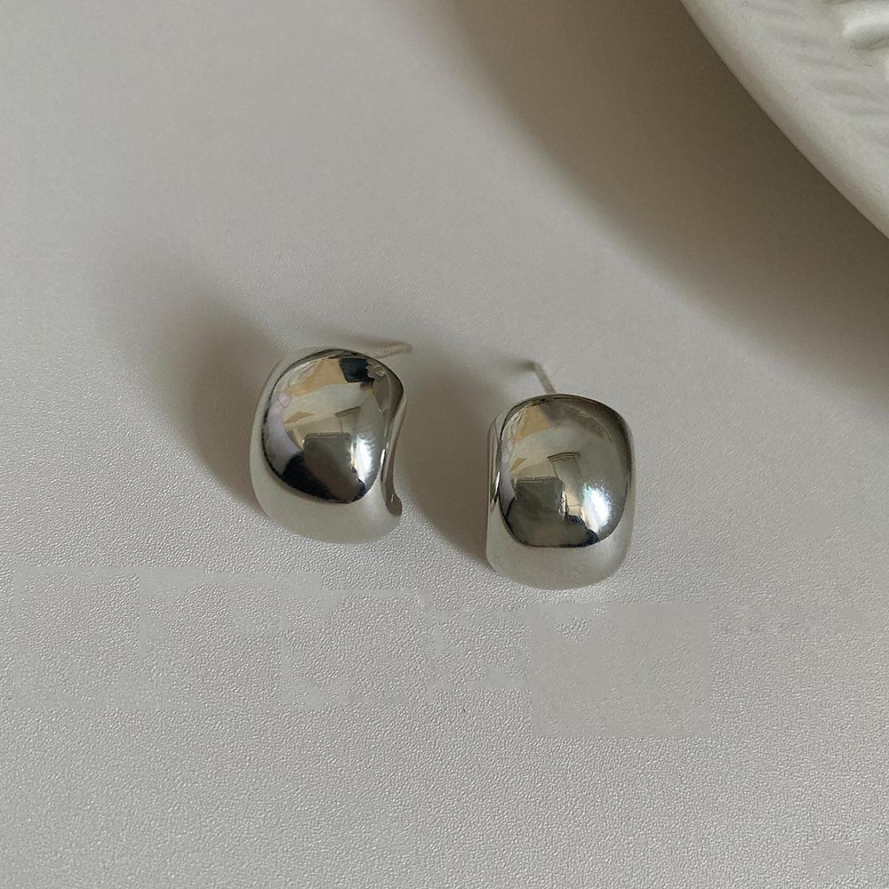 Geometric Metal Irregular Grain Stud Earrings for Women Punk Style Pleated Square Personality Earrings Travel Party Jewelry Gift