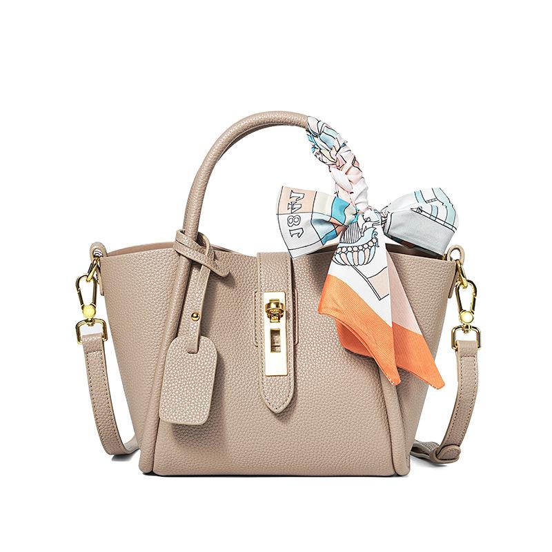 

Women s bag, leather vegetable basket, portable bucket tote bag, women s high-end cowhide commuting versatile shoulder messenger bag