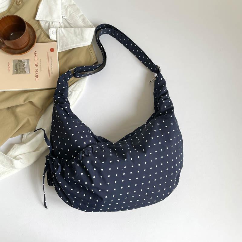 Stylish Dot Shoulder Bag Women Large Capacity Canvas Fashiable and Versatile Commuting Bag Simple Design Crossbody Bags