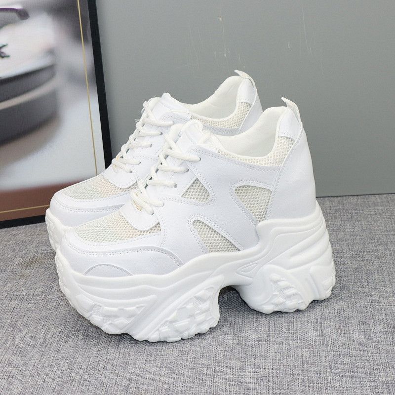 

Сетчатые дышащие кроссовки на платформе 12 см для женщин 2025 новинка 10 маленьких см повседневные белые серебристые черные 34 белый