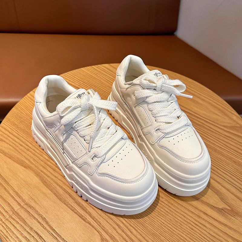 Weiche Leder-Plateau-Schuhe weiß Damen 2025 Herbst neu vielseitige Plateau-Erhöhung Damen-Schuhe lässige Sportschuhe rutschfest