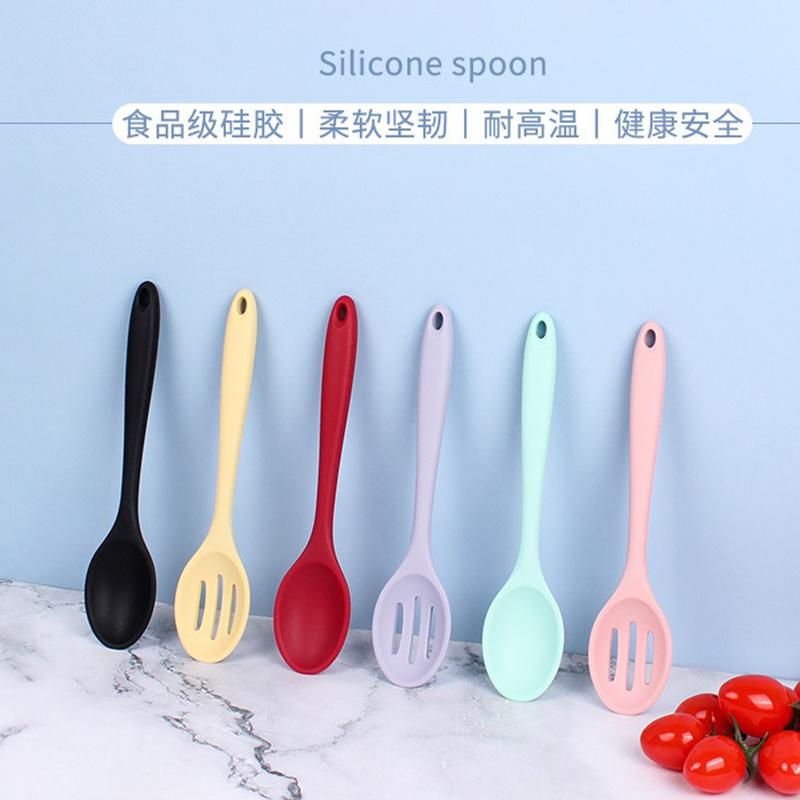 Solid Color Silicone Spoon Heat Resistant Non-stick Rice Spoons Kitchen Utensil Slotted Spoon Cooking Kitchen Tool Tableware4