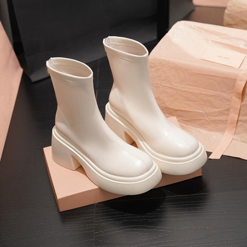 

Ботильоны на толстой подошве и высоком каблуке женские осенне-зимний новый стиль простые удобные износостойкие универсальные короткие ботинки 38